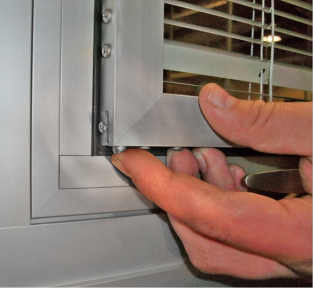 Miniblind Access Panel 1.png